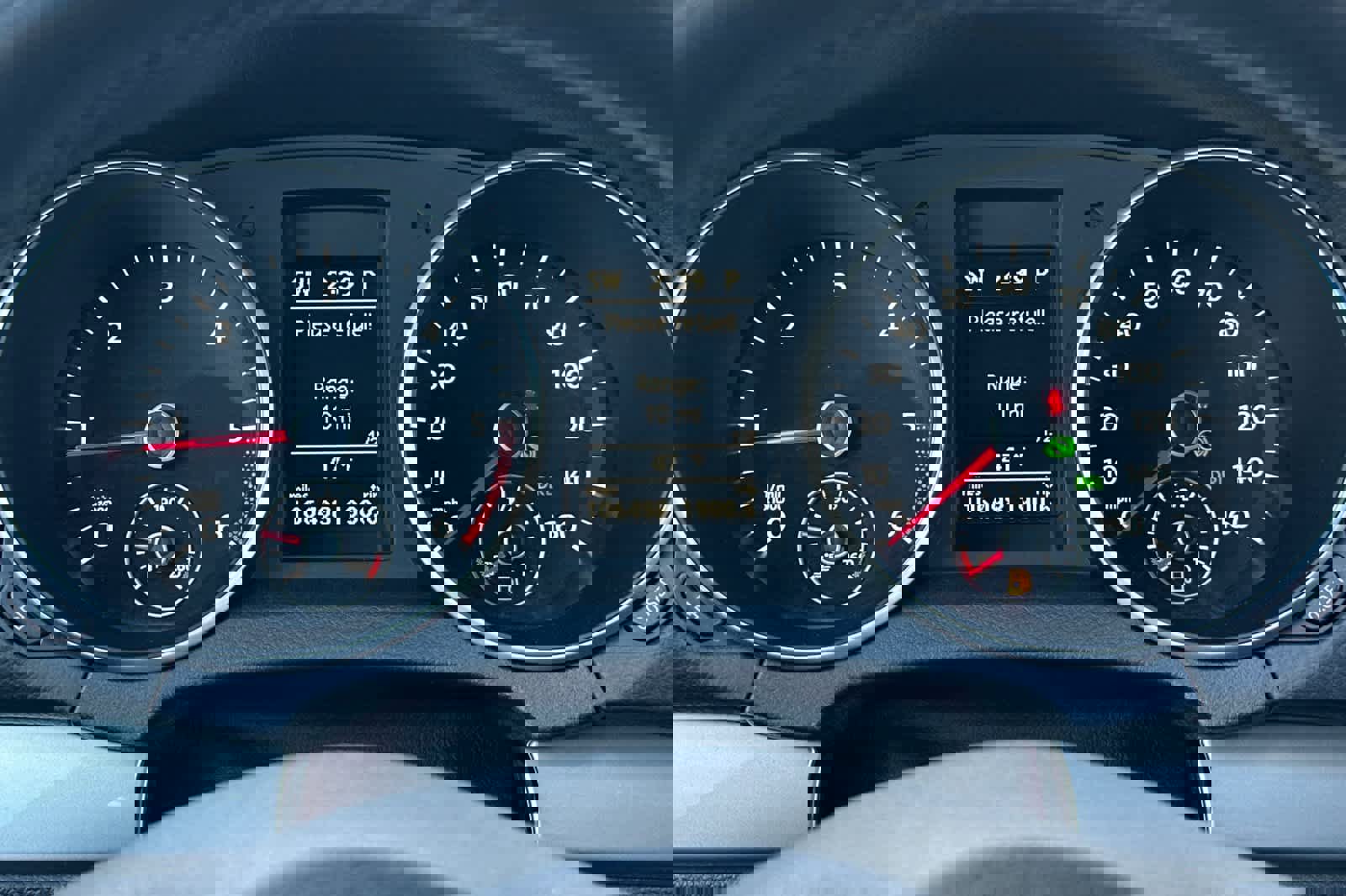 Used 2012 Volkswagen Golf TDI image 24