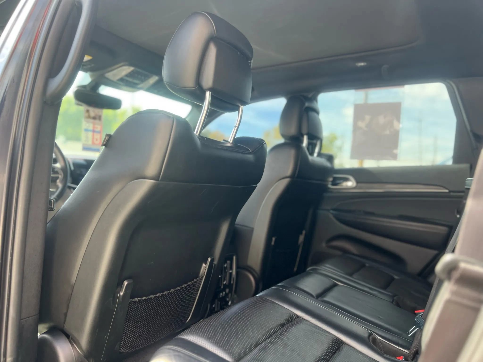 Used 2019 Jeep Grand Cherokee Limited w/ Luxury Group II image 15