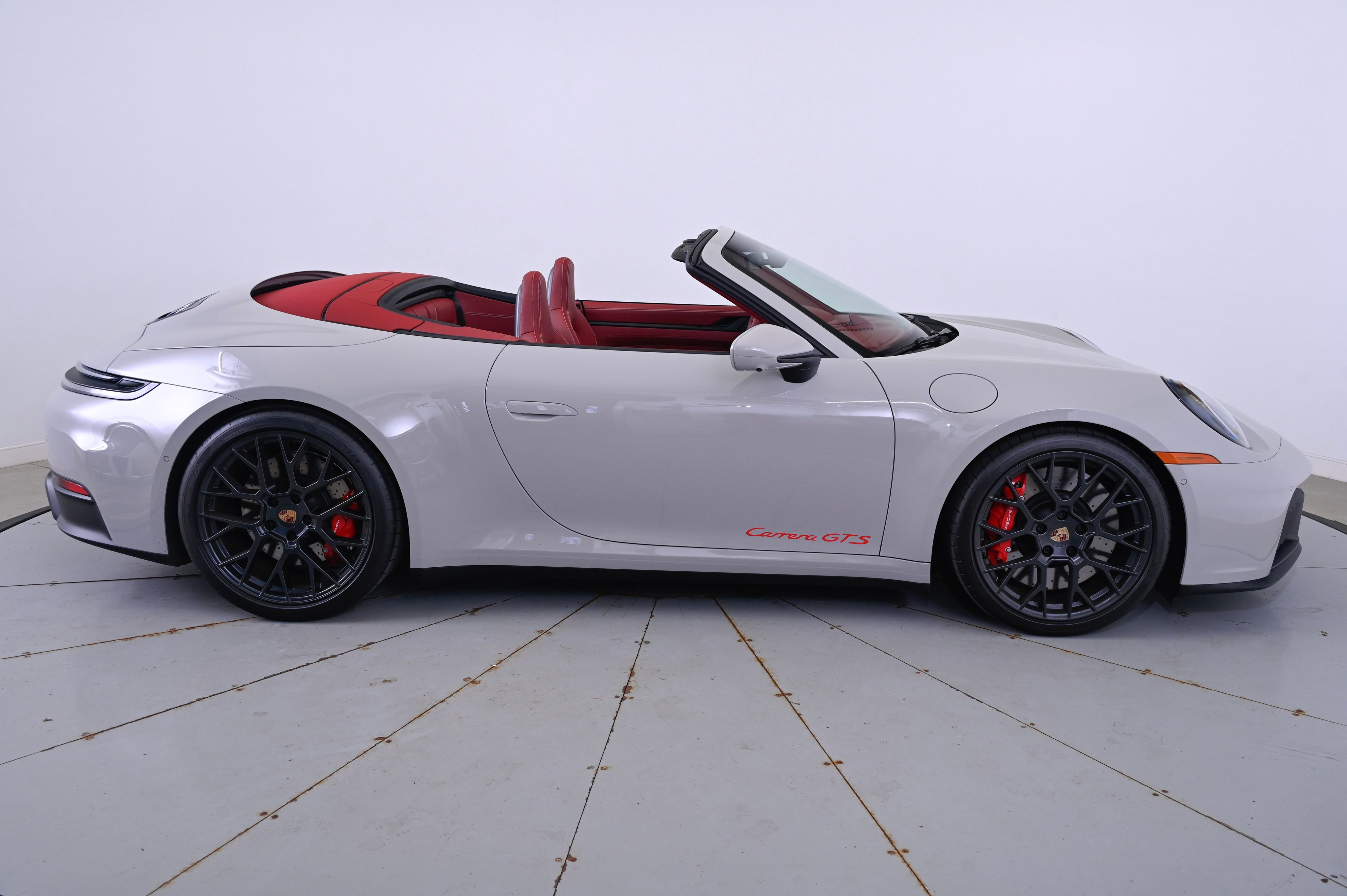 Used 2026 Porsche 911 Carrera GTS image 8
