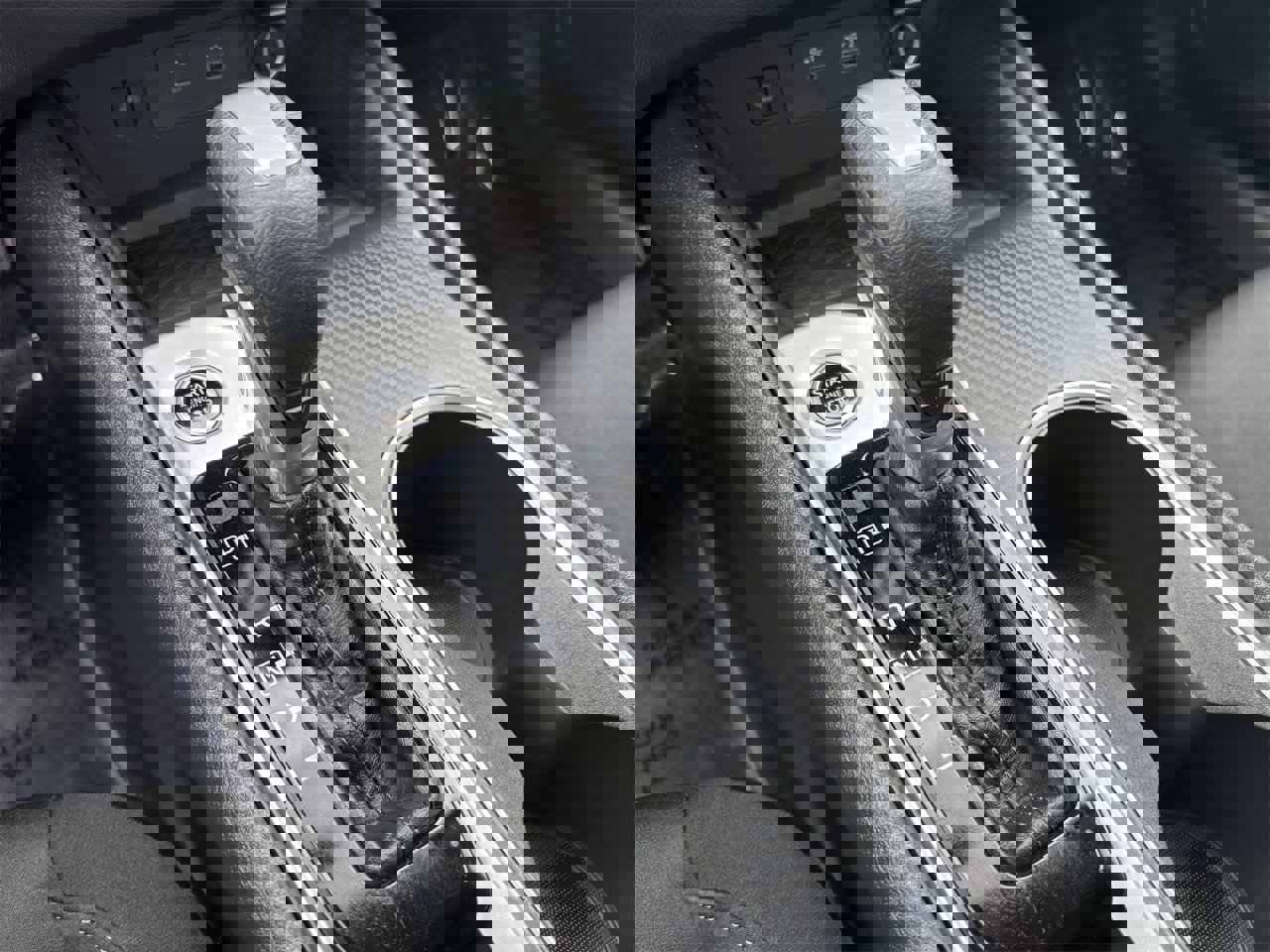 New 2025 Nissan Altima 2.5 SV w/ SV Special Edition Package image 32