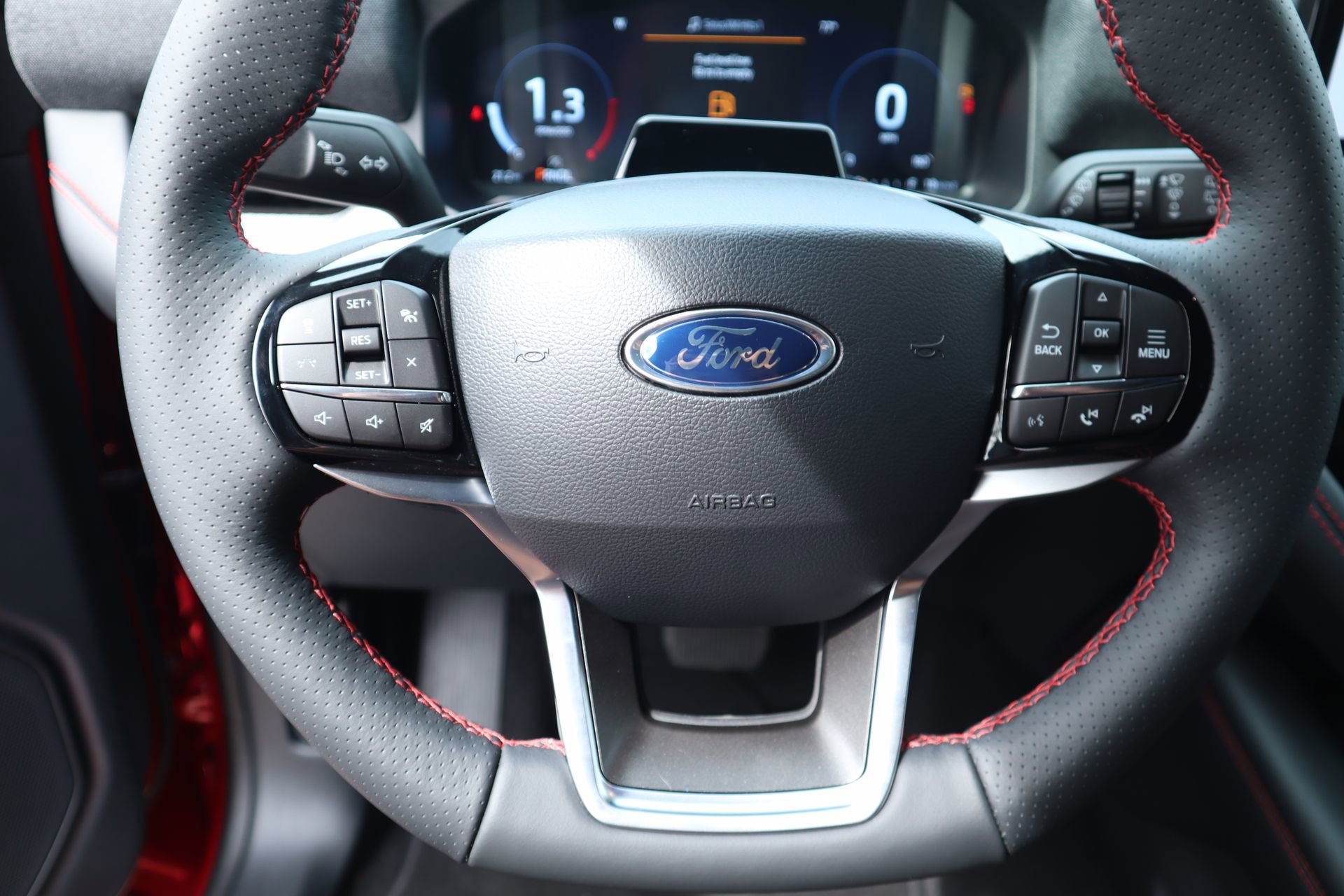 New 2026 Ford Explorer ST-Line w/ ST-Line Street Pack AWD/4WD image 3