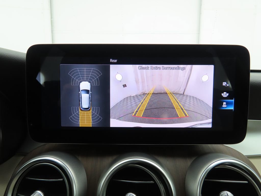 Used 2021 Mercedes-Benz GLC 300 4MATIC image 14