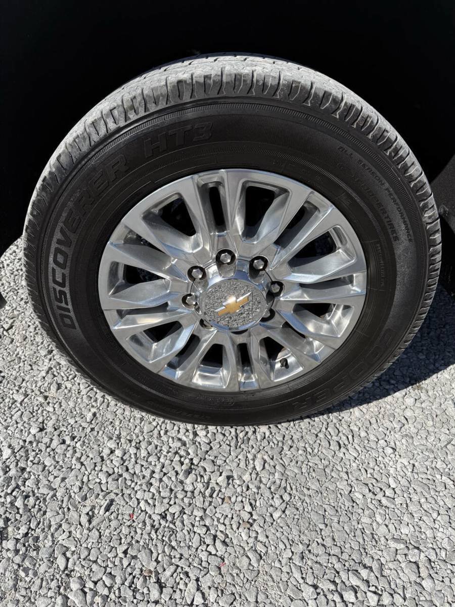 Used 2023 Chevrolet Silverado 3500 High Country AWD/4WD image 9