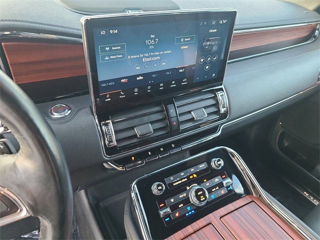 Used 2024 Lincoln Navigator Premiere image 32