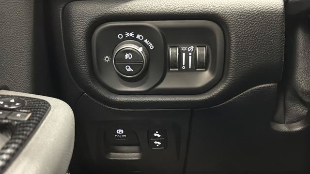 Used 2019 RAM 1500 Big Horn AWD/4WD image 31