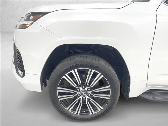 Used 2025 Lexus LX 600 4WD w/ Accessory Package (Z1) image 10
