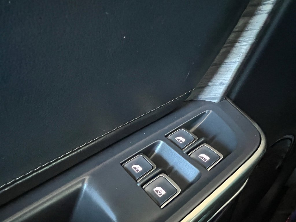 Used 2023 Rivian R1T Adventure AWD/4WD image 21