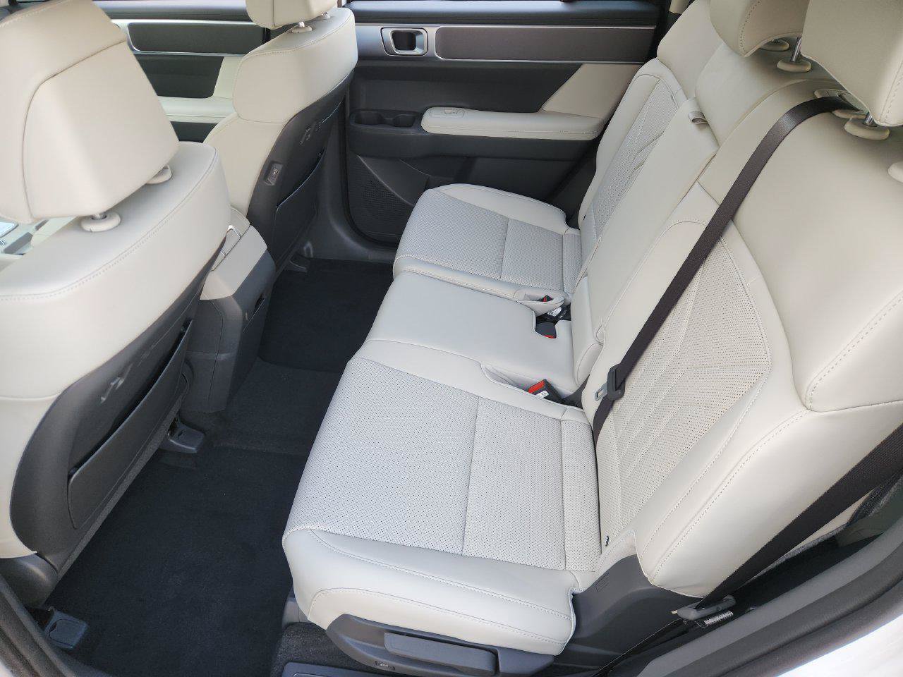 New 2026 Hyundai Santa Fe SEL FWD image 28