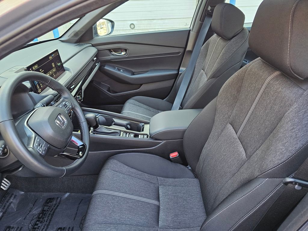 Used 2025 Honda Accord Sport image 16
