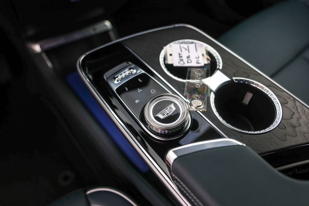 Certified 2024 Cadillac Lyriq Luxury w/ Nappa Leather Package image 19