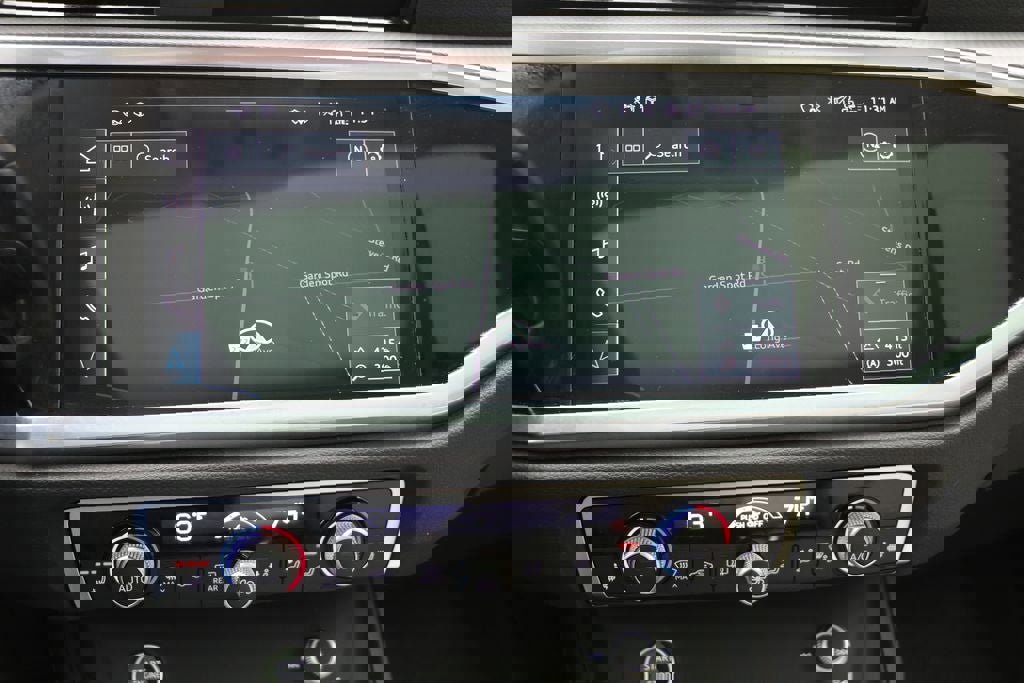 Used 2022 Audi Q3 2.0T Premium Plus image 23