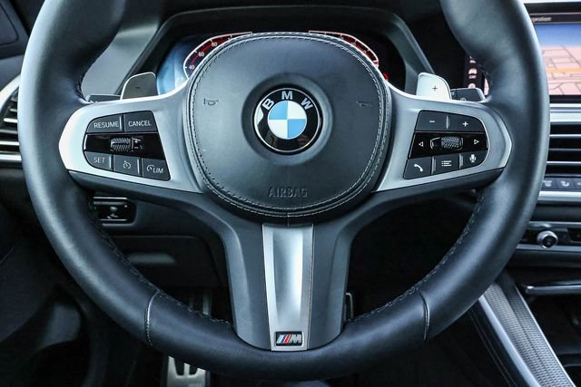 Used 2022 BMW X5 sDrive40i w/ M Sport Package RWD image 25