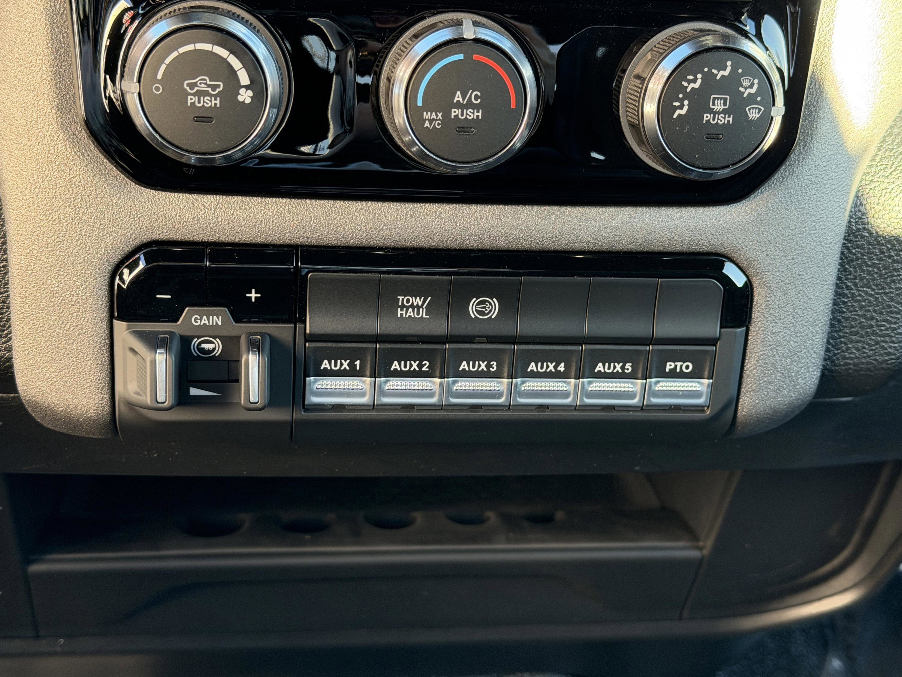 New 2026 RAM 5500 Tradesman w/ Chrome Appearance Group image 22