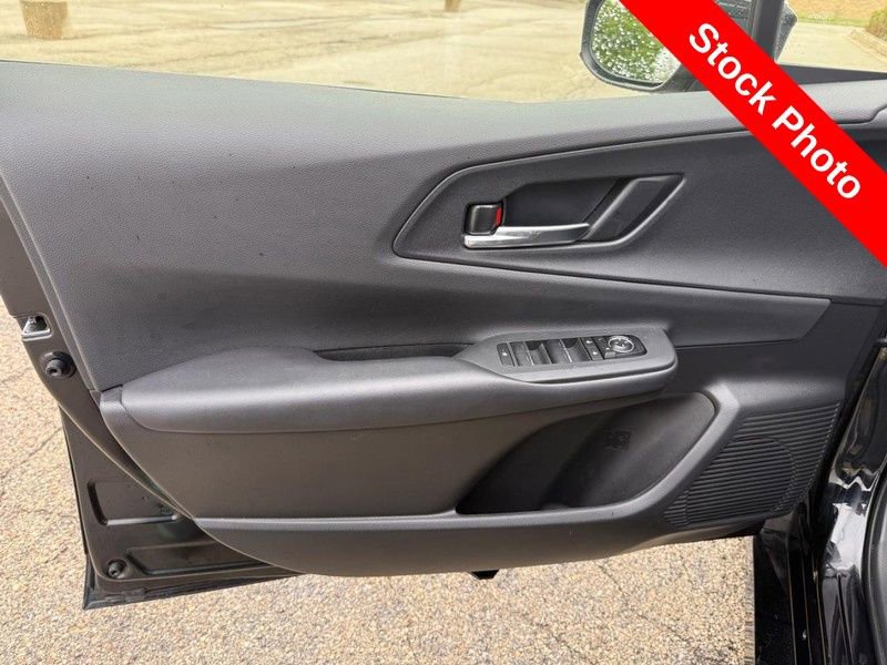 Used 2024 Toyota Prius Prime FWD image 19