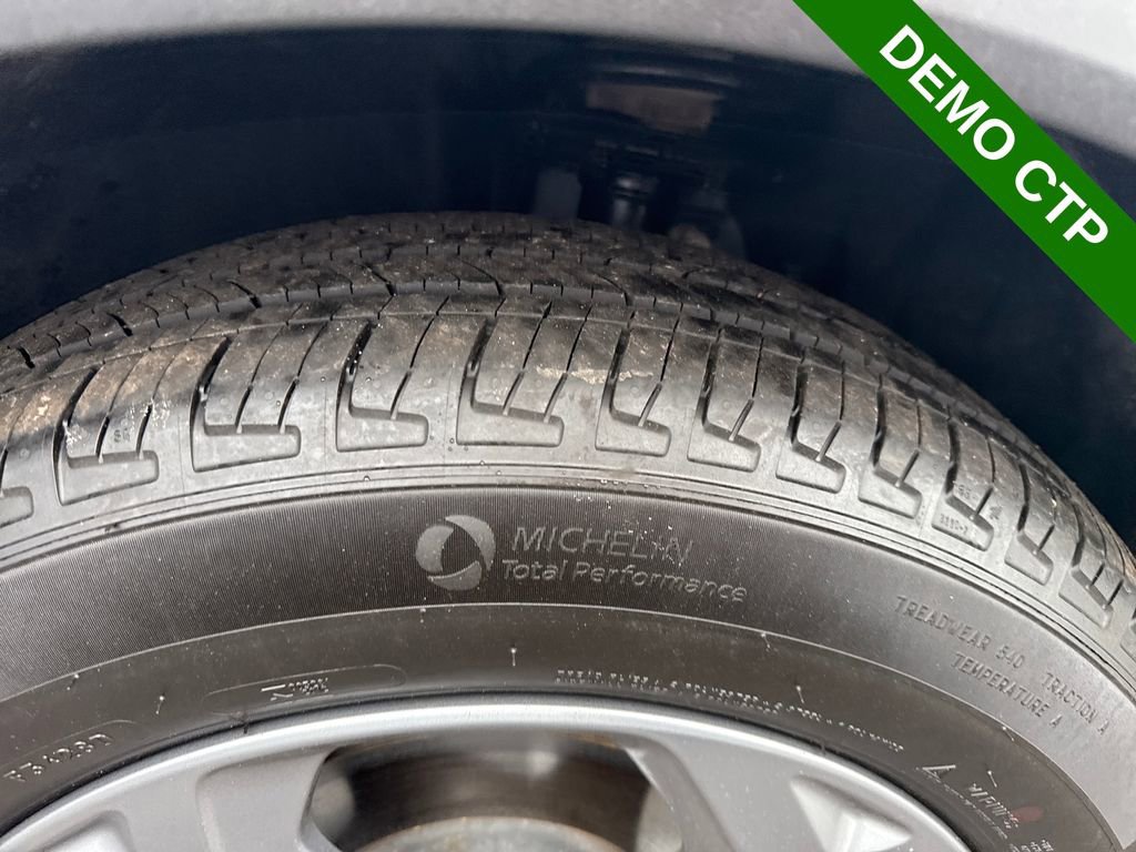 Used 2025 Ford Escape ST-Line Select image 18