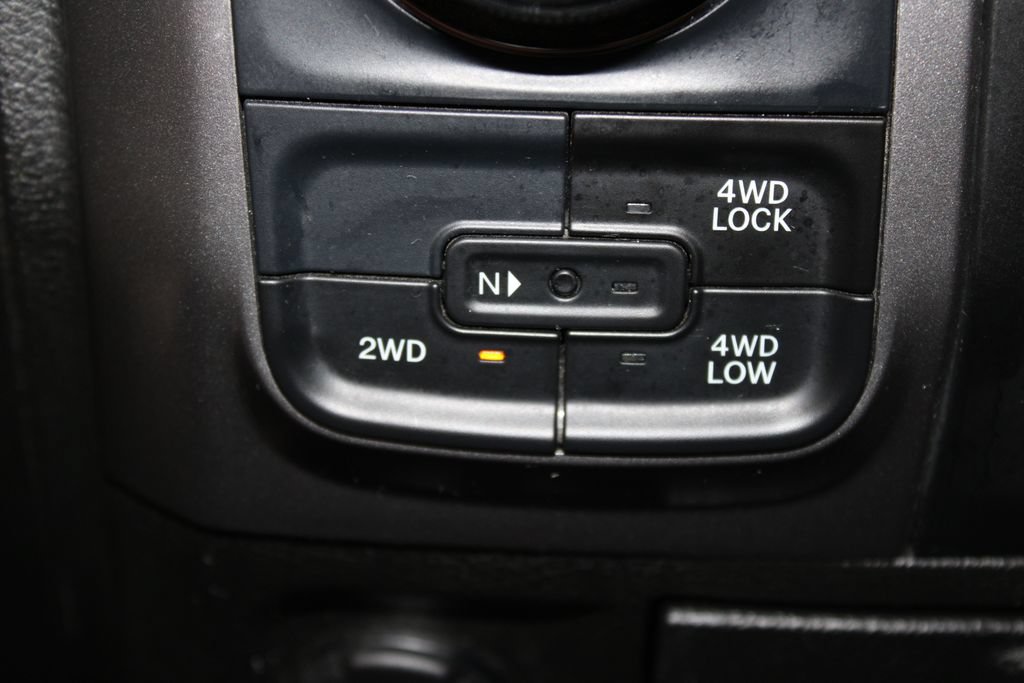Used 2024 RAM 1500 Classic SLT AWD/4WD image 44