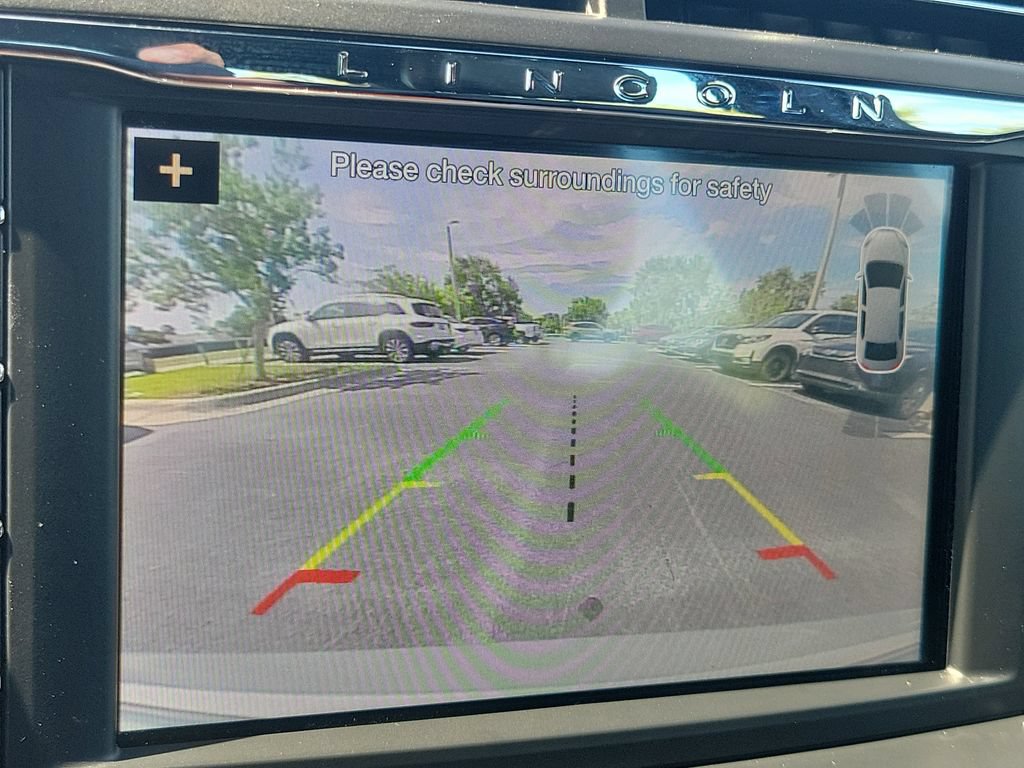 Used 2019 Lincoln Continental Premiere FWD image 22