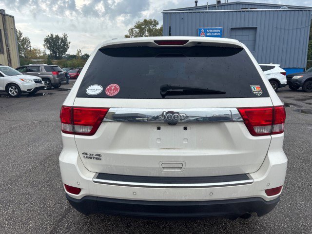 Used 2012 Jeep Grand Cherokee Limited image 6