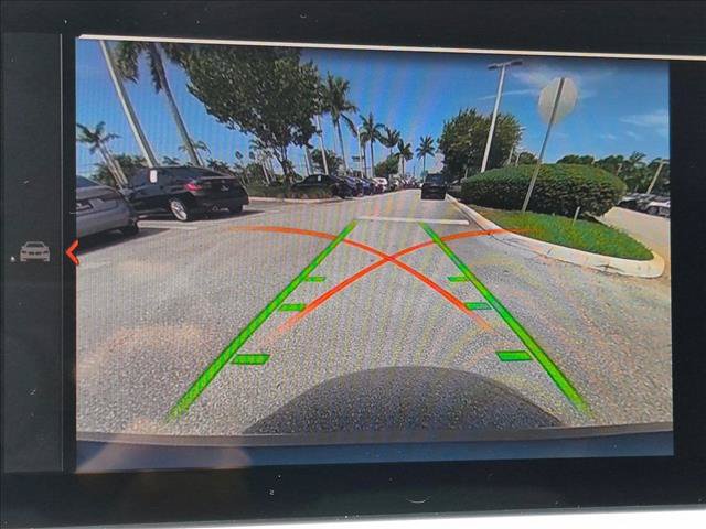 Used 2022 BMW 330i Sedan w/ Driving Assistance Package RWD image 14