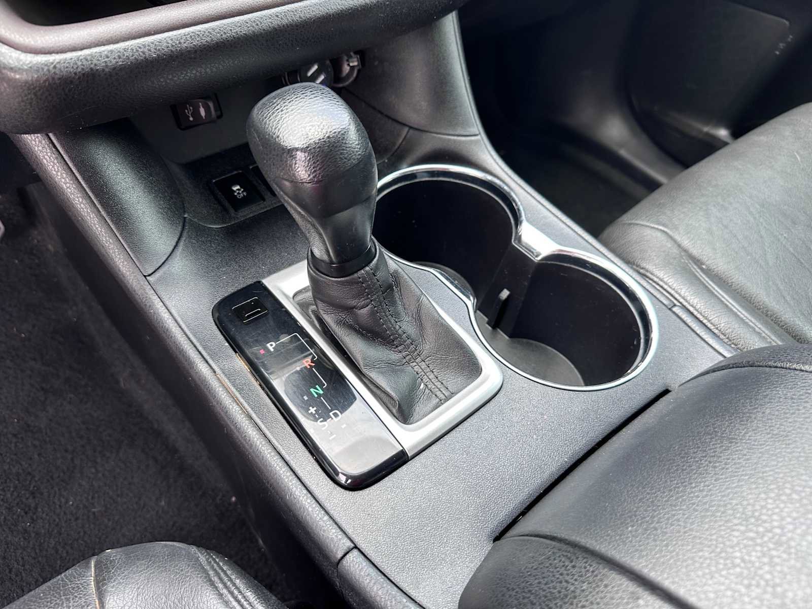 Used 2015 Toyota Highlander LE FWD image 11