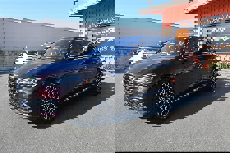 Used 2021 Mercedes-Benz S 580 4MATIC Sedan image 3