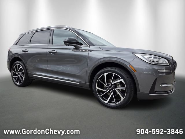 Used 2023 Lincoln Corsair Reserve w/ Equipment Group 201A image 8