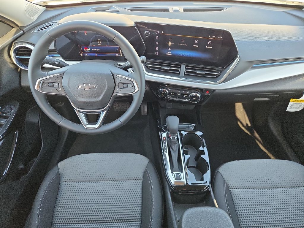 New 2026 Chevrolet Trax LT w/ Driver Confidence Package FWD image 12
