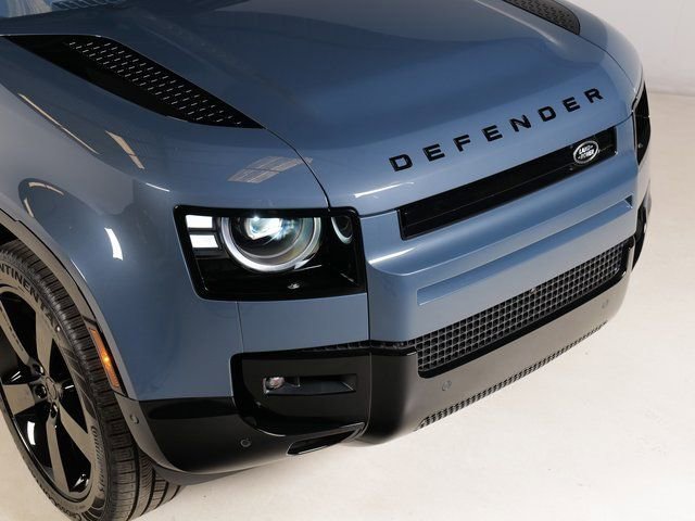 New 2026 Land Rover Defender 110 X-Dynamic SE AWD/4WD image 27