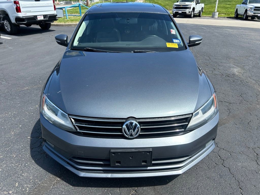 Used 2015 Volkswagen Jetta TDI SEL FWD image 2