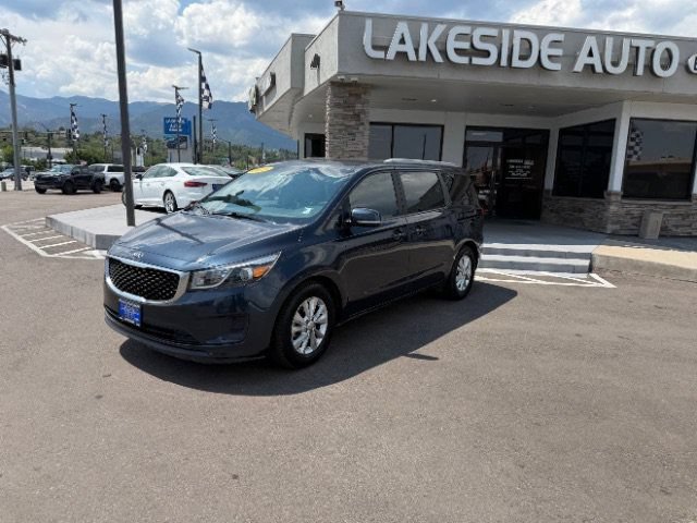Used 2015 Kia Sedona LX FWD image 3