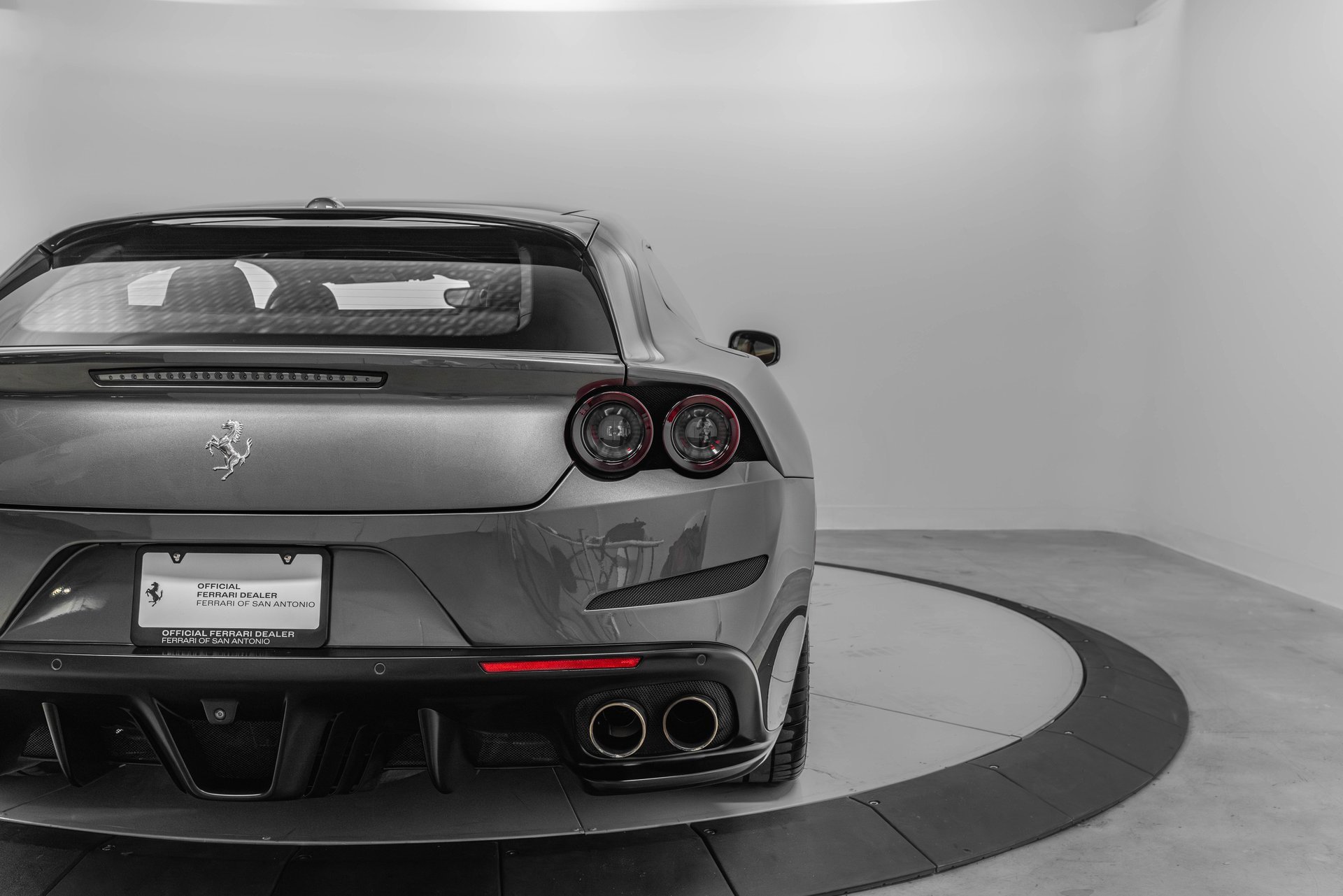 Certified 2019 Ferrari GTC4Lusso V12 image 54