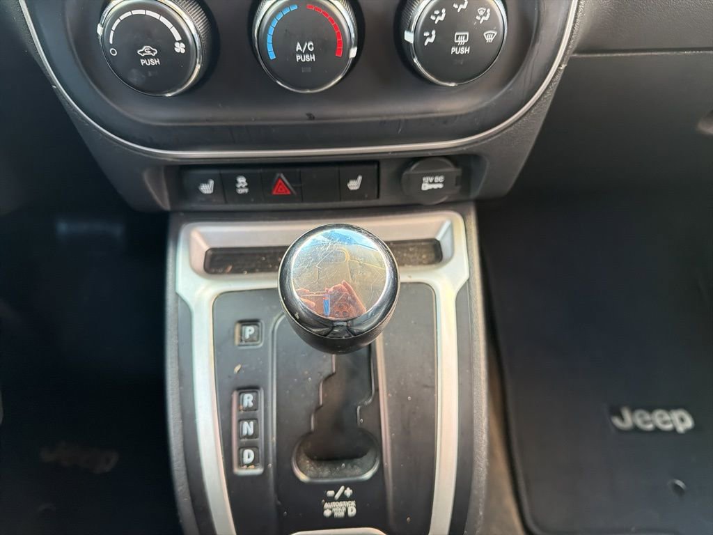 Used 2016 Jeep Compass Latitude image 25