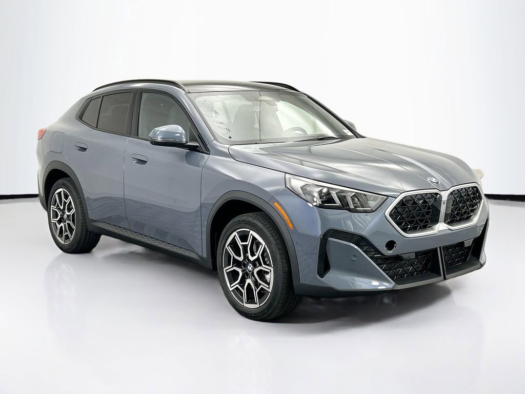 New 2026 BMW X2 xDrive28i w/ Technology Package image 3