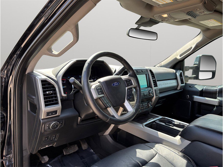 Used 2020 Ford F350 Lariat w/ Lariat Ultimate Package AWD/4WD image 6