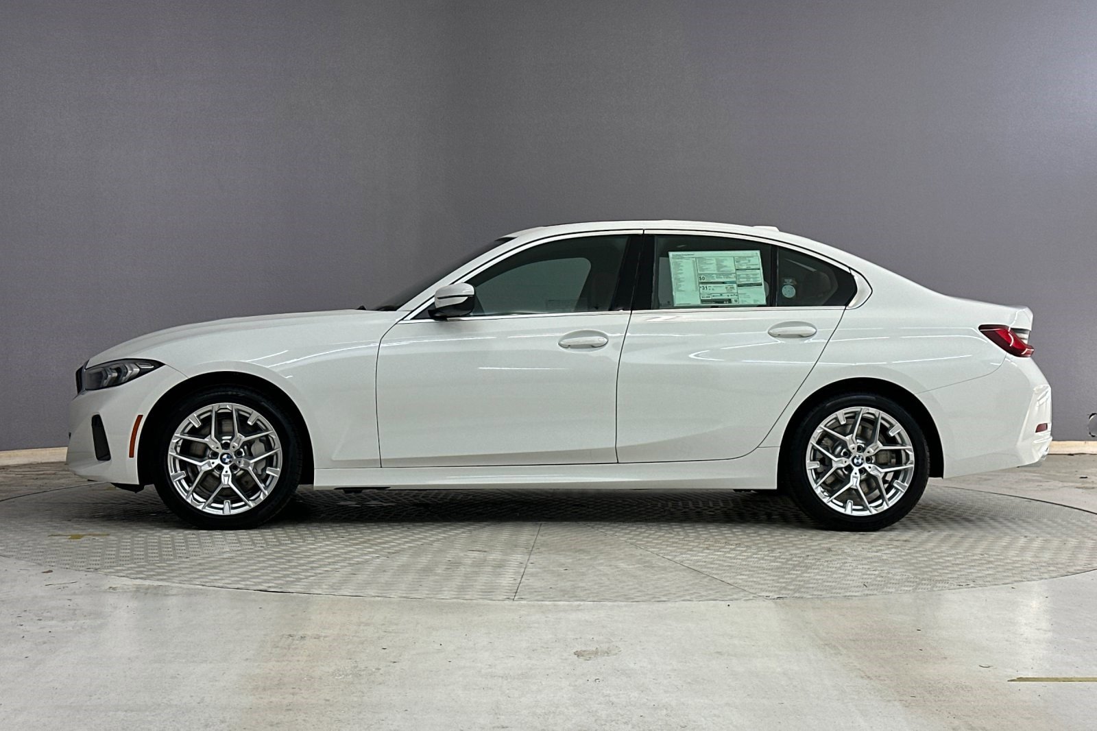 New 2026 BMW 330i Sedan image 2