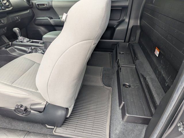 Used 2022 Toyota Tacoma SR AWD/4WD image 17