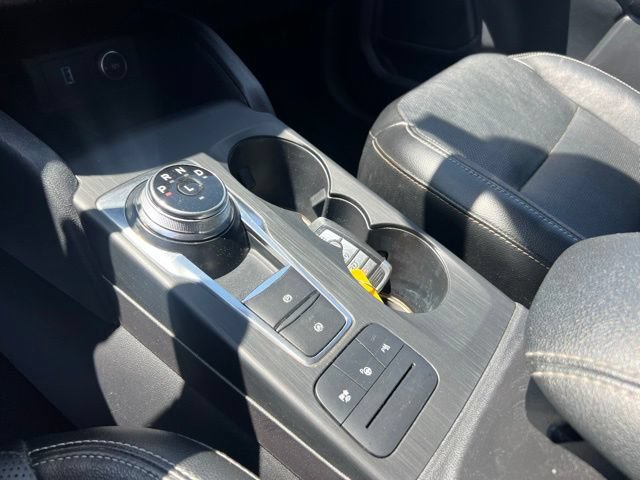 Certified 2020 Ford Escape Titanium AWD/4WD image 18