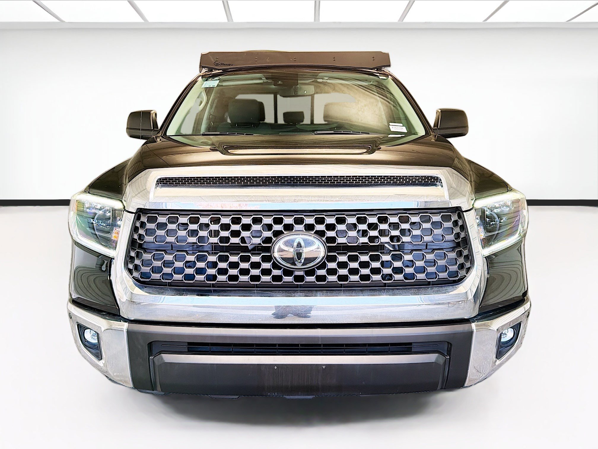 Used 2019 Toyota Tundra SR5 AWD/4WD image 2