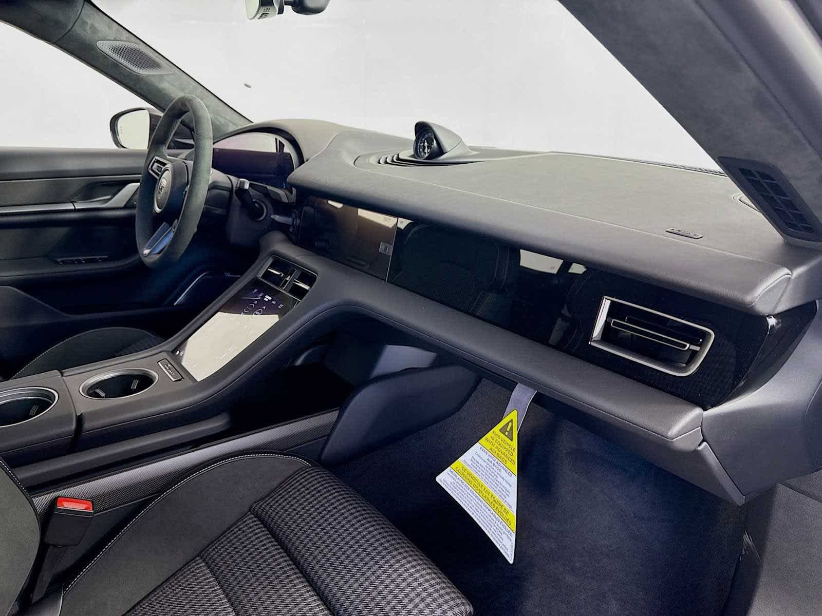 New 2025 Porsche Taycan Turbo AWD/4WD image 29