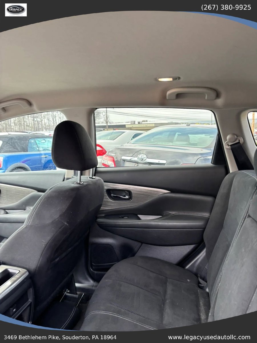 Used 2018 Nissan Murano S image 21