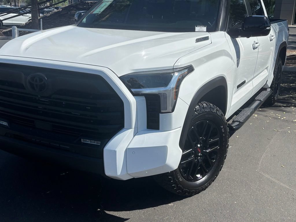 Used 2025 Toyota Tundra Limited AWD/4WD image 2