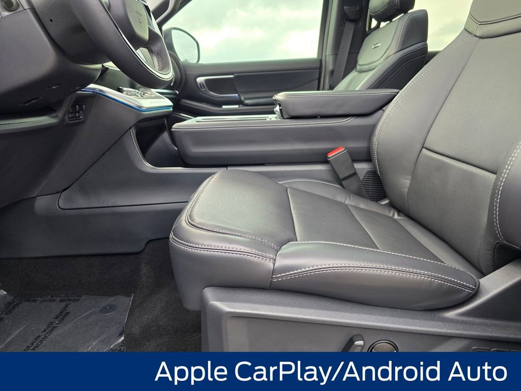 New 2025 Ford Expedition Platinum w/ Stealth Appearance Package image 24