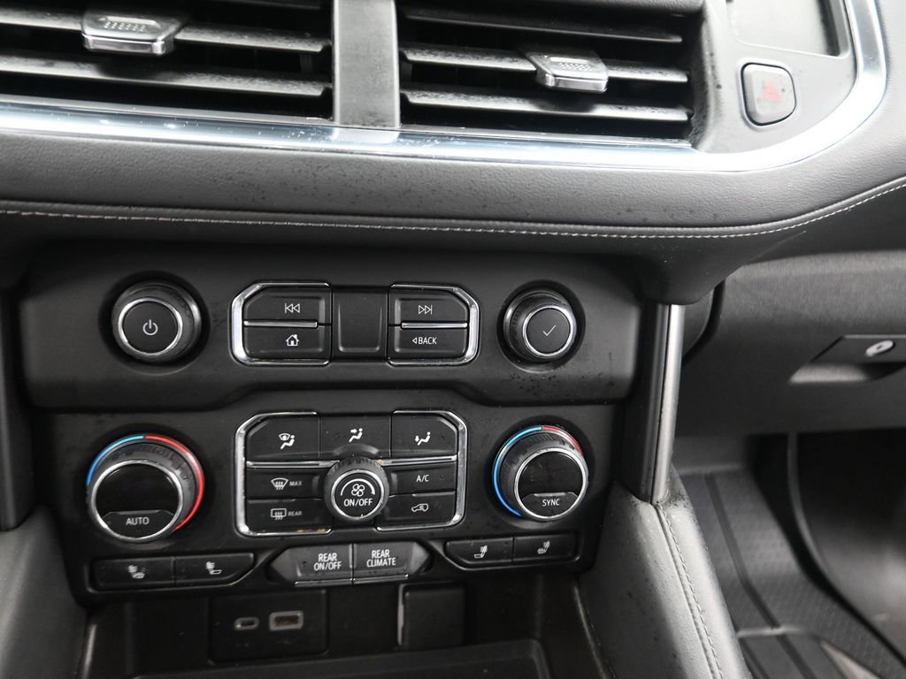 Used 2021 Chevrolet Suburban Z71 w/ Z71 Signature Package image 14