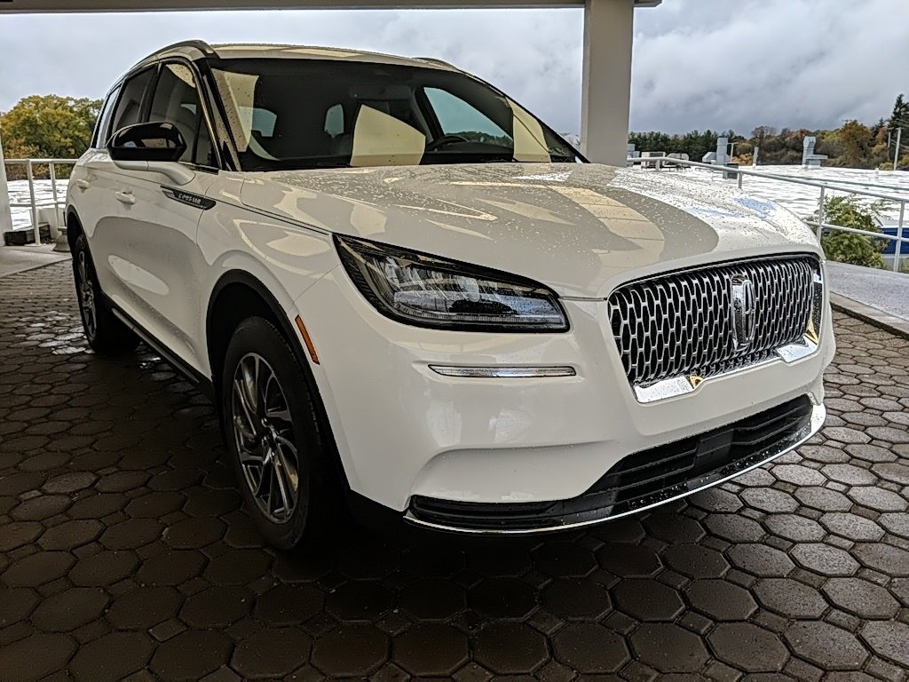 Certified 2021 Lincoln Corsair FWD w/ Equipment Group 101A image 3