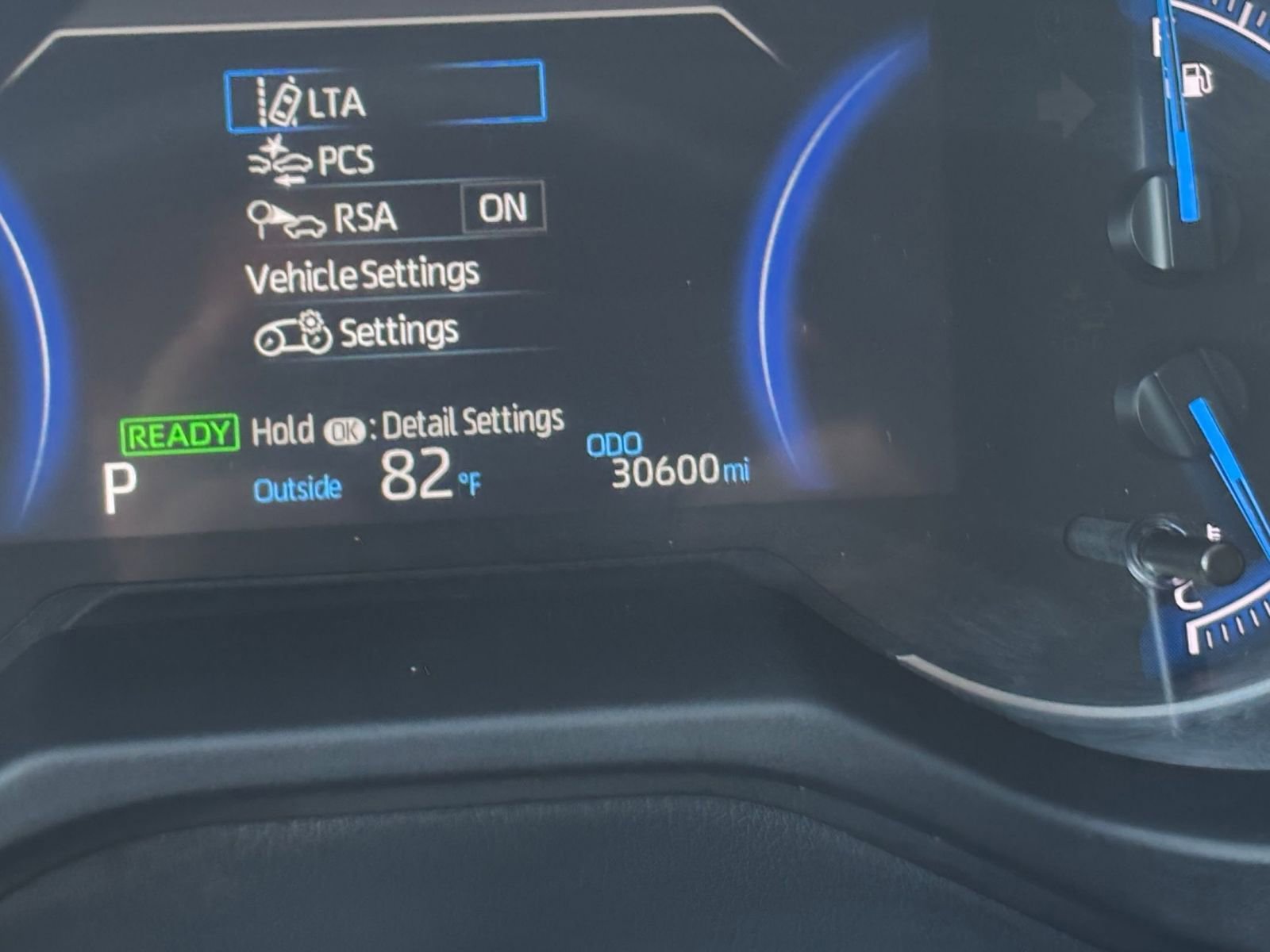 Used 2025 Toyota RAV4 LE AWD/4WD image 41