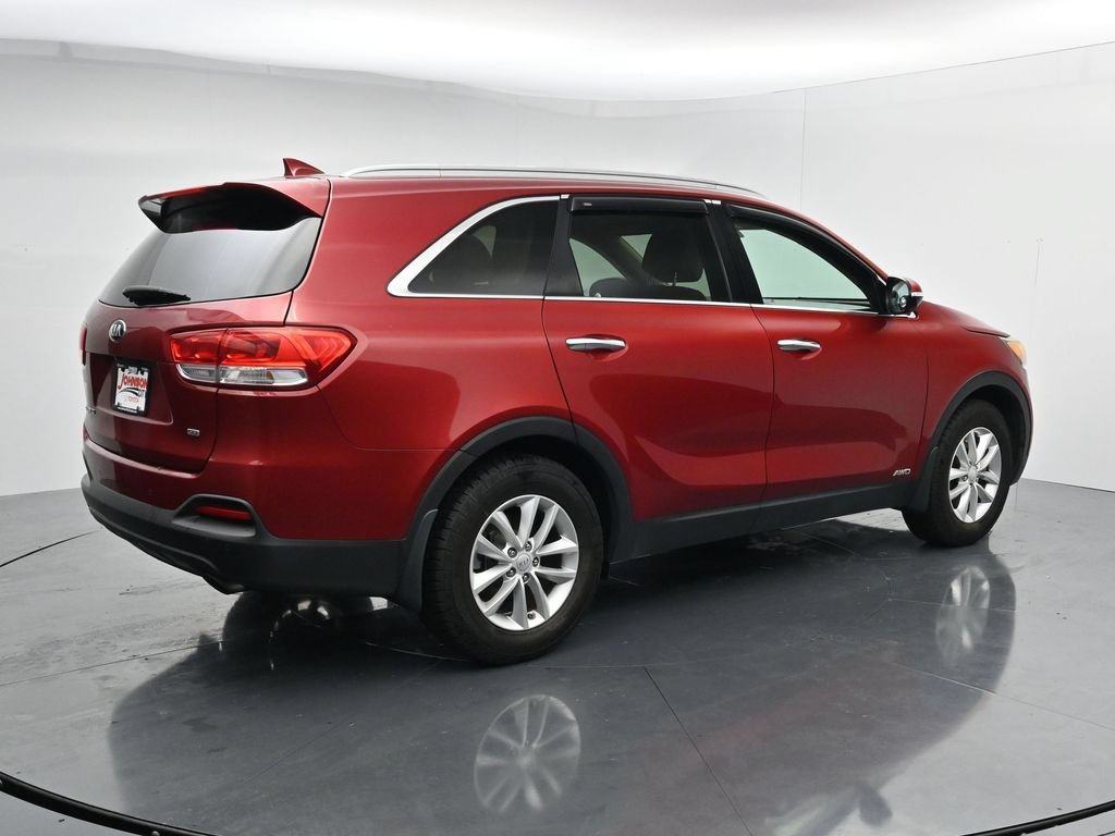 Used 2017 Kia Sorento AWD w/ LX Convenience Package image 8