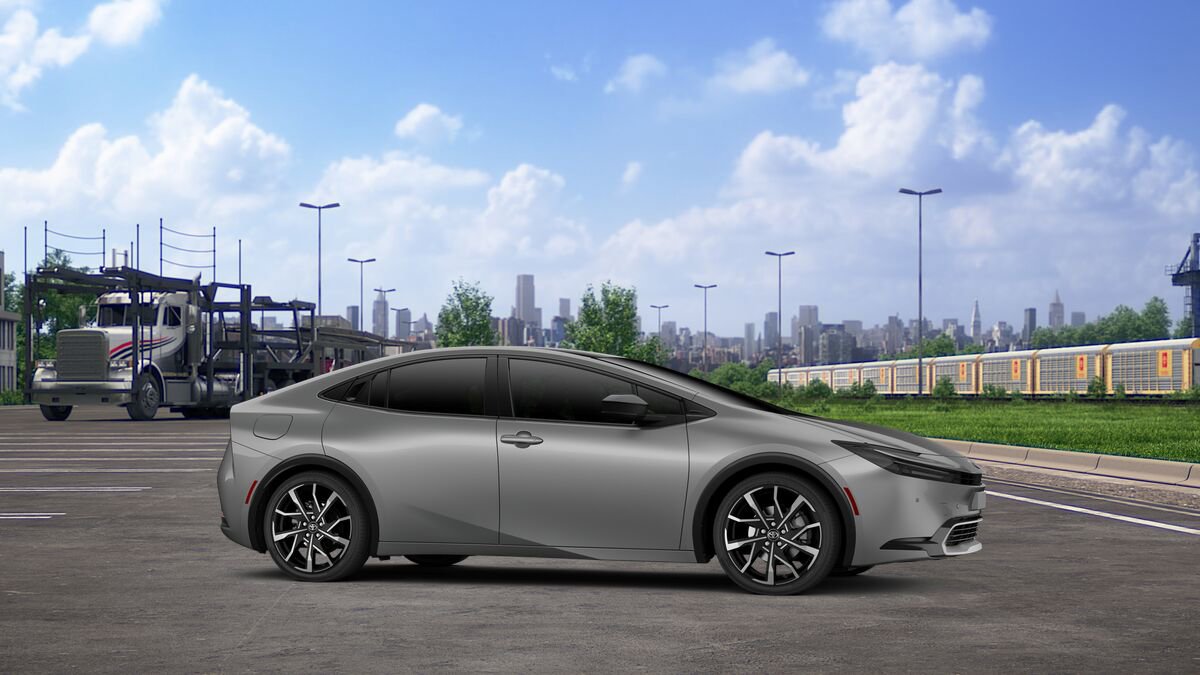 New 2026 Toyota Prius Plug-In Hybrid image 13