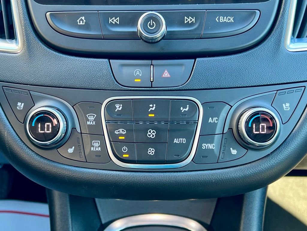 Used 2024 Chevrolet Malibu LT image 32