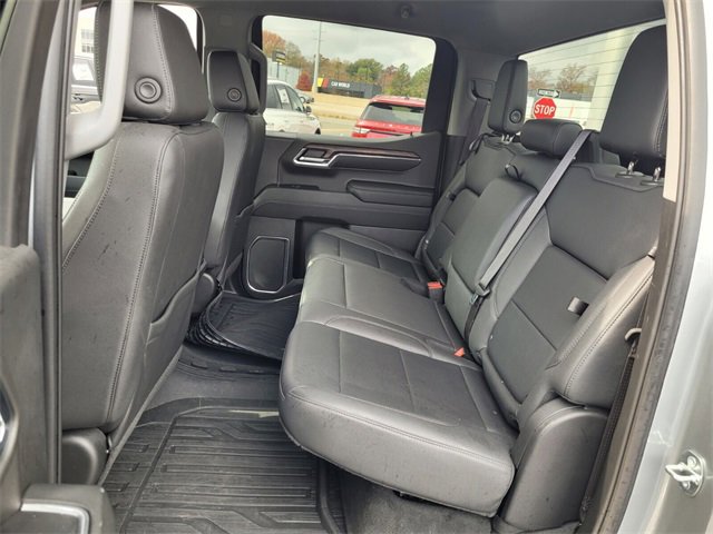 Used 2023 GMC Sierra 1500 SLT w/ SLT Premium Package image 9