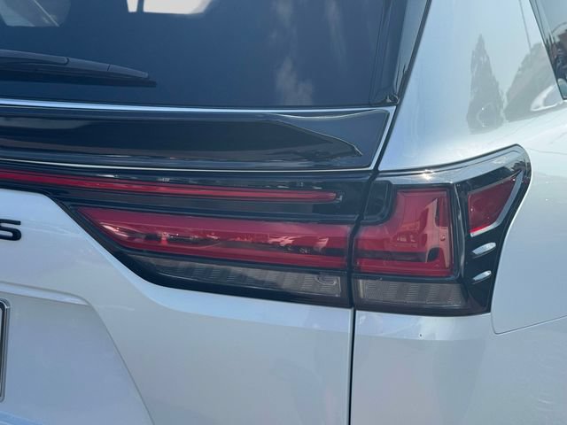 Used 2023 Lexus LX 600 4WD w/ Appearance Package image 13